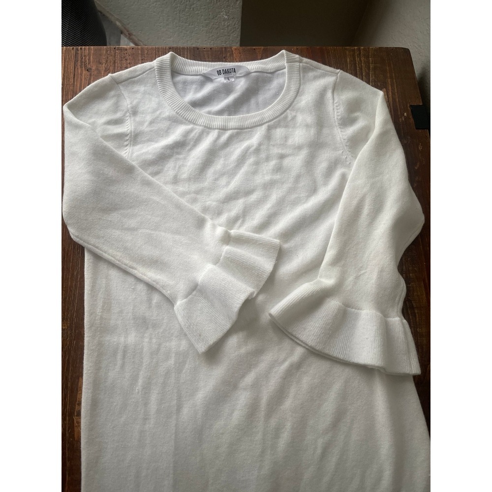 BB Dakota White Dress. Size Large - Picture 3 of 6